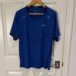 Nike Men's Royal Blue Short Sleeve Tee